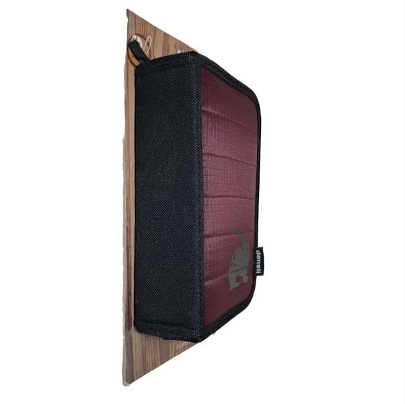 Denali Zip Hard Case Camera Phone Hand Held Game Case Wristlet Old Stock New - Picture 7 of 11